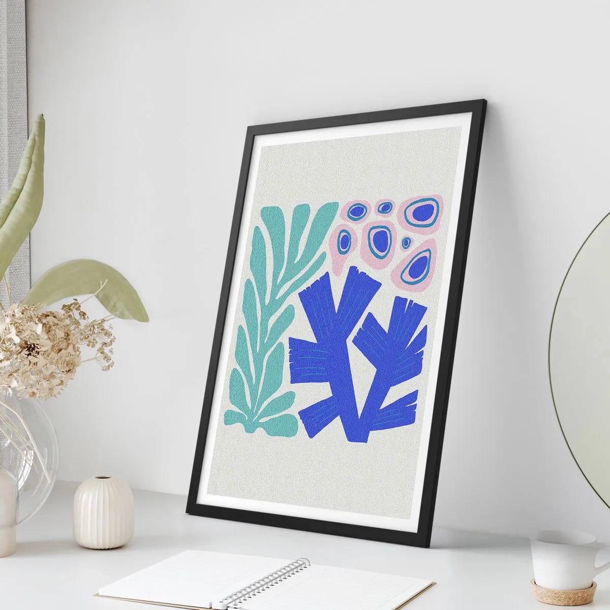Affisch i svart ram - Stiliserad grafik av undervattensväxter och koraller - 50x70cm - Undervattensträdgård - Modern väggdekoration för vardagsrum och sovrum ARTTOR