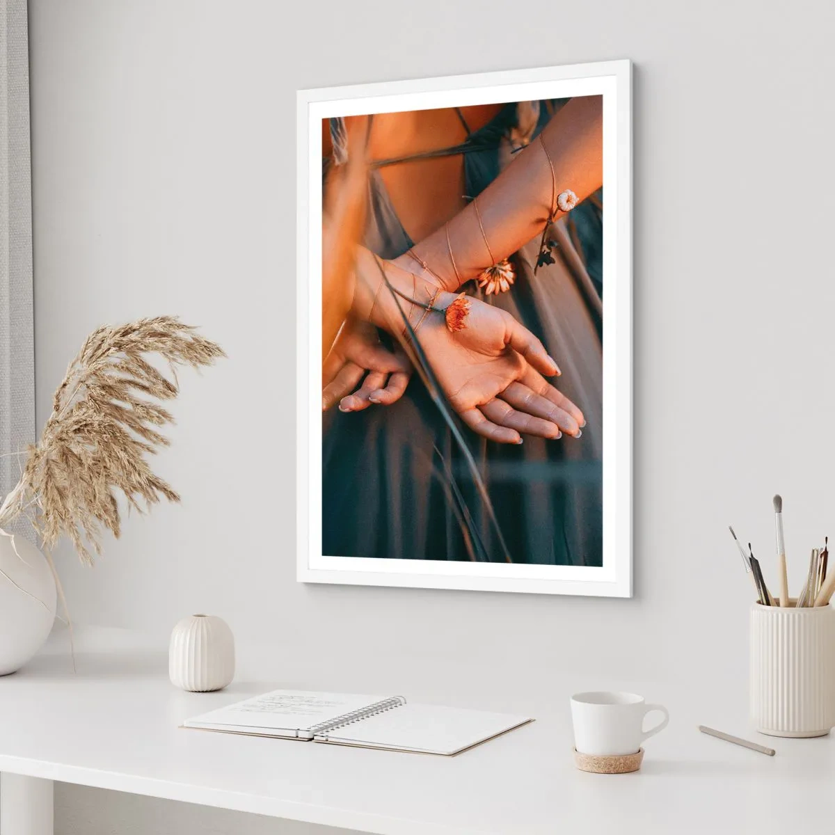 Affisch i vit ram - Bunden till naturen - 70x100 cm