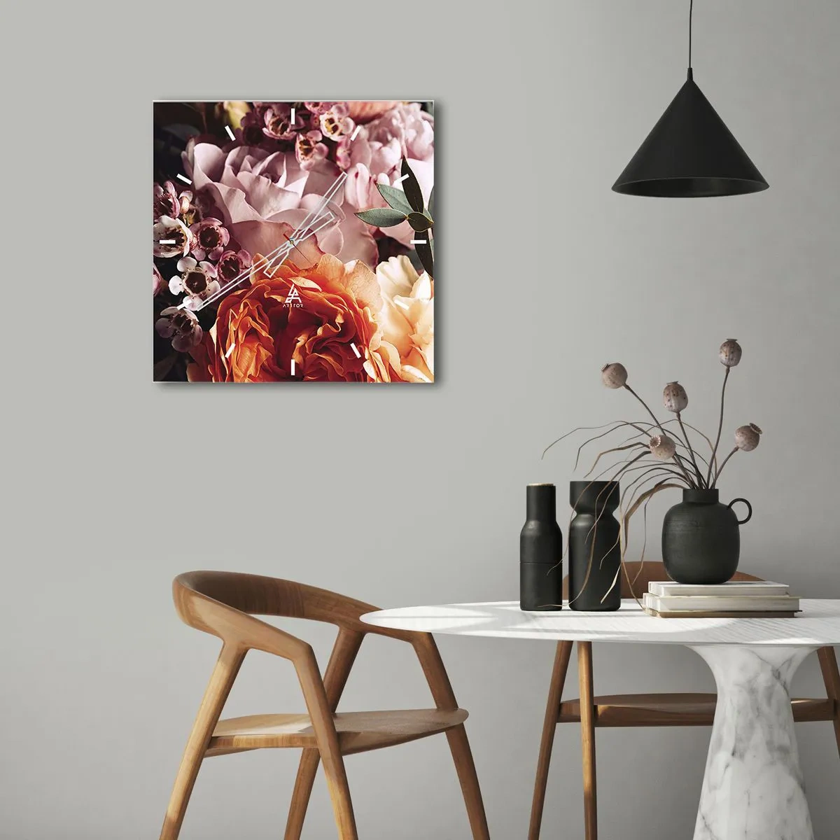 Väggklocka - Klocka på glas - Omgärdade av skönhet - 30x30 cm