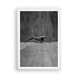 Affisch i vit ram - Upphittad symmetri - 70x100 cm