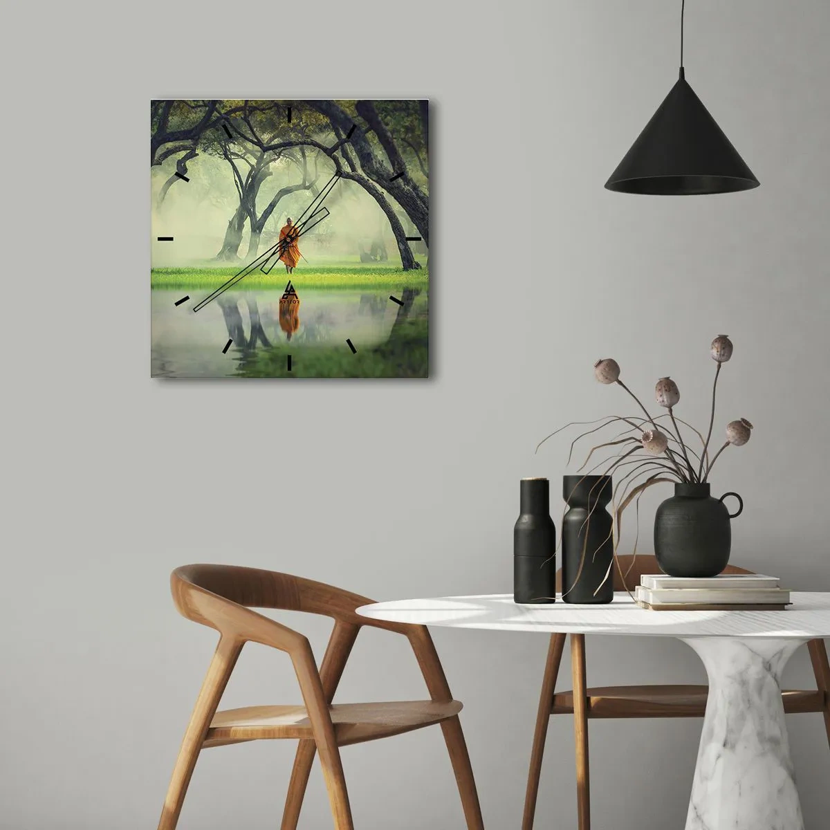 Väggklocka - Klocka på glas - På väg till upplysningen - 30x30 cm