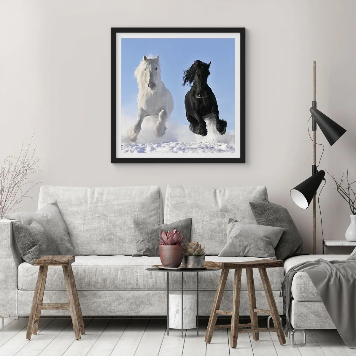 Affisch i svart ram - Svart-vit galopp - 30x30 cm