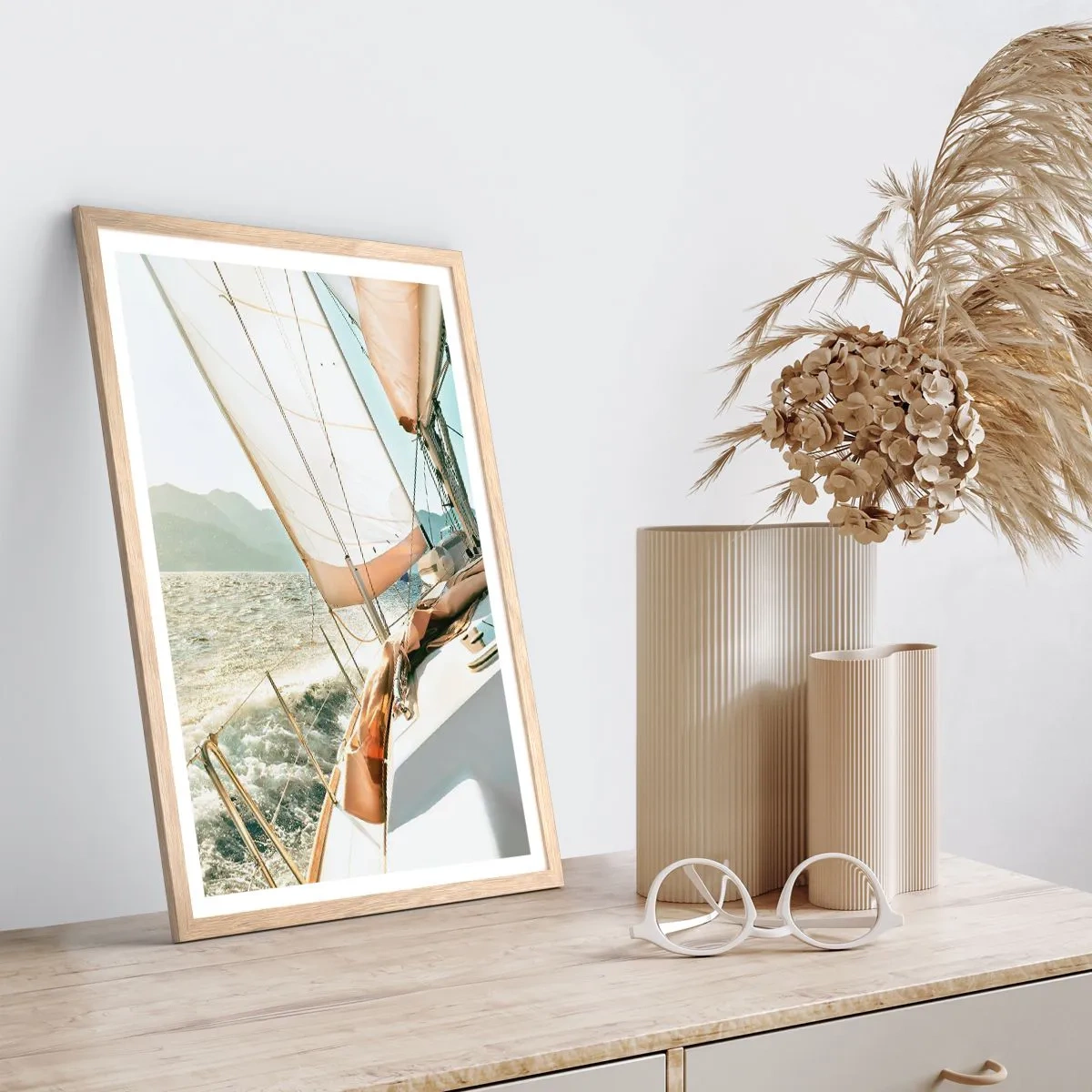 Affisch i ram av ljusek - Under full segel - 70x100 cm