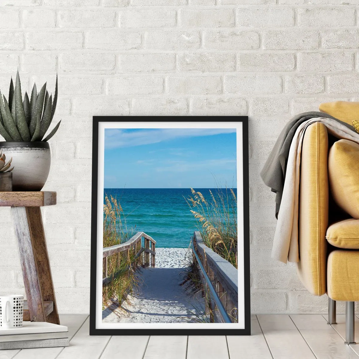 Affisch i svart ram - Ingång till stranden med havsutsikt - 50x70cm - I solen, i vinden - Modern väggdekoration för vardagsrum och sovrum ARTTOR