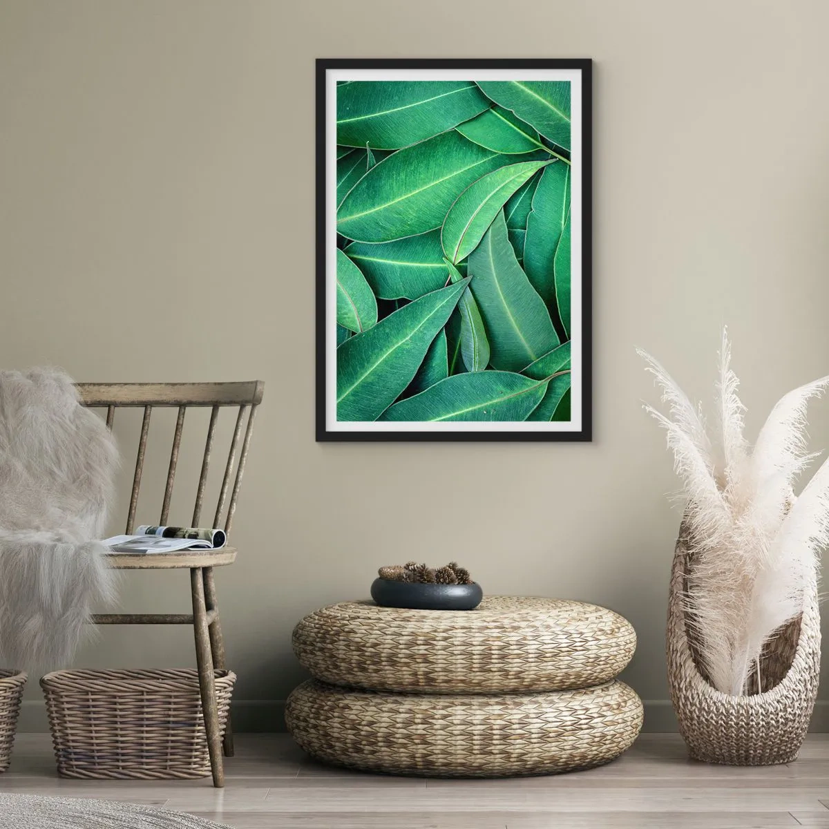Affisch i svart ram - Gröna blad arrangerade i en tät komposition - 50x70cm - Saftiga och fräscha - Modern väggdekoration för vardagsrum och sovrum ARTTOR