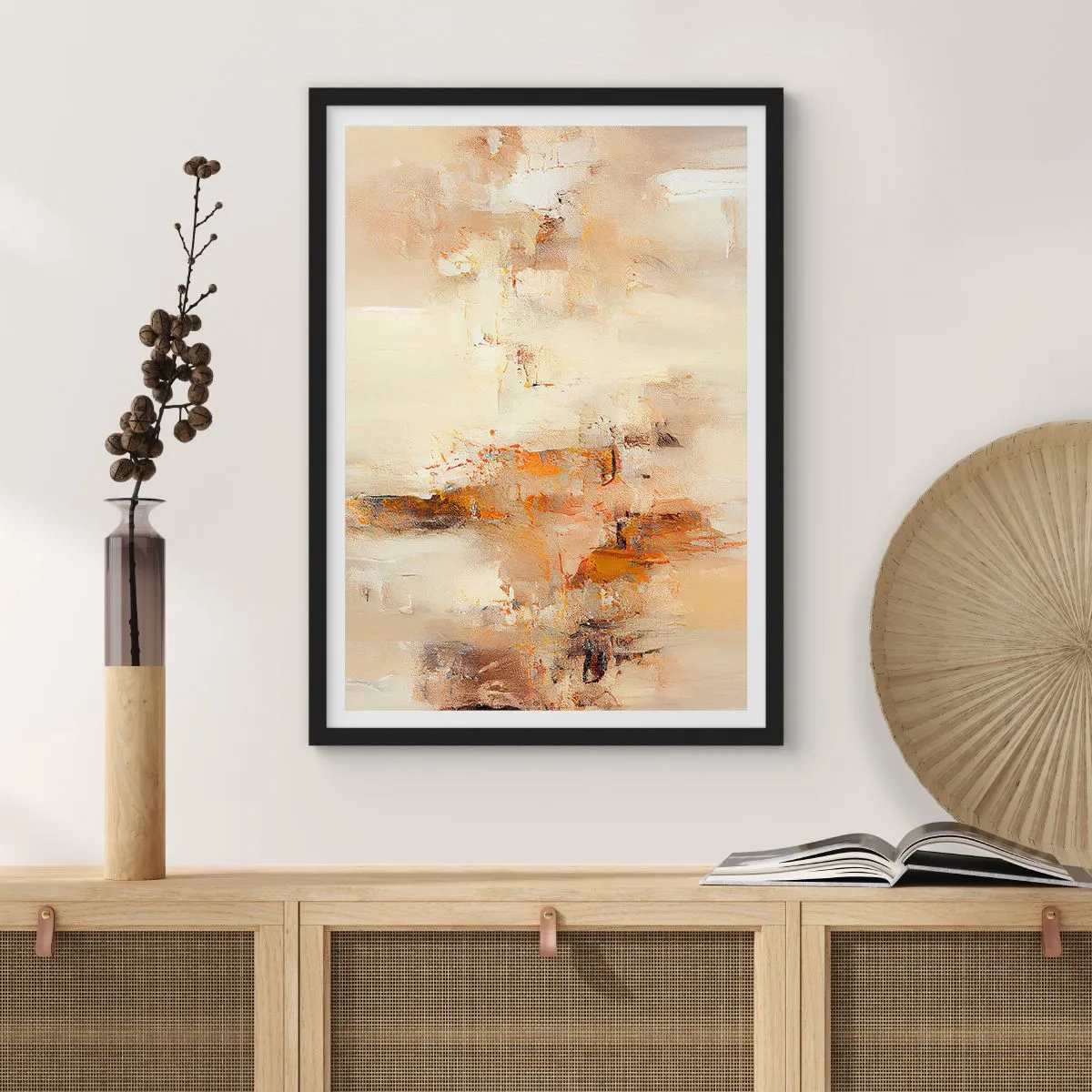 Affisch i svart ram - En abstrakt komposition i varma nyanser av beige och guld. - 50x70cm - Bärnstenens själ - Modern väggdekoration för vardagsrum och sovrum ARTTOR