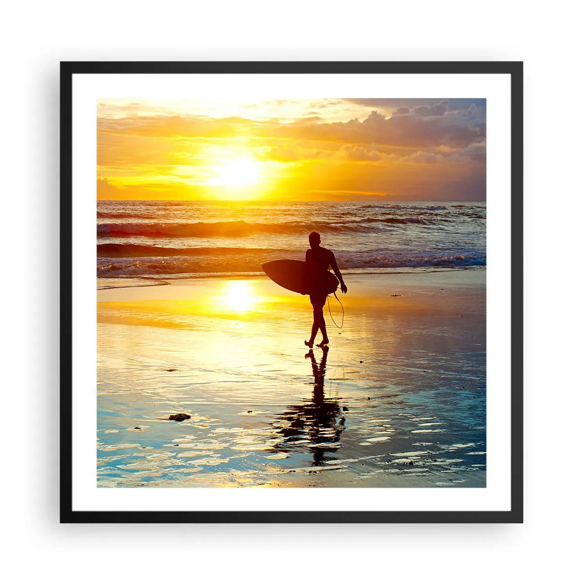 Affisch i svart ram - Kämpes återkomst - 60x60 cm