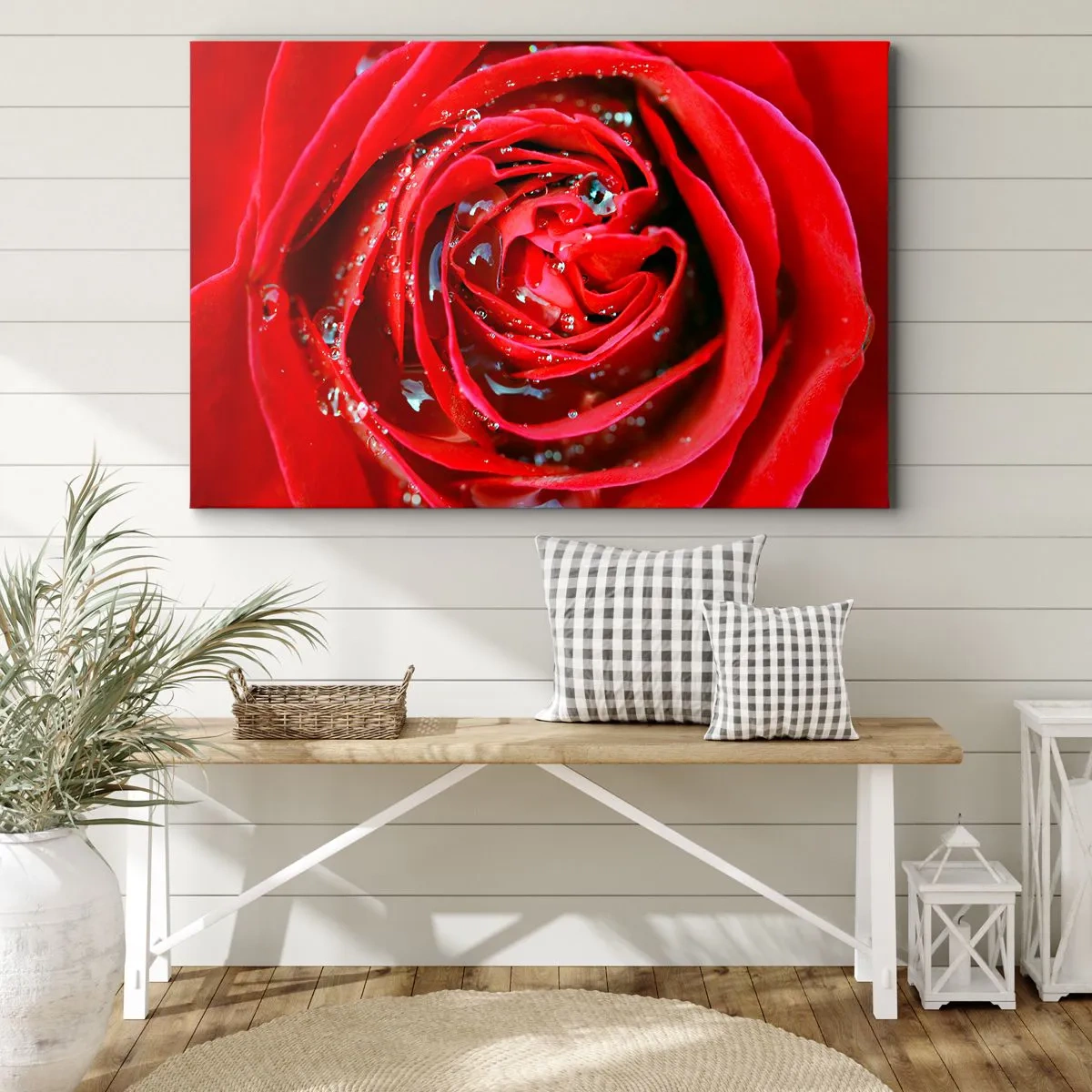 Canvastavla - Bild på duk - Närbild av en röd ros med vattendroppar på kronbladen - 70x50cm - Daggdroppar - Modern väggdekoration för vardagsrum och sovrum ARTTOR