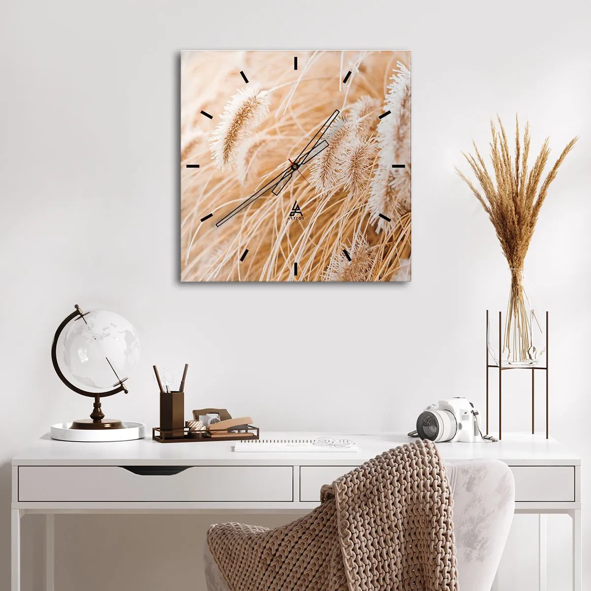 Väggklocka - Klocka på glas - Gyllene gräsrassel - 30x30 cm