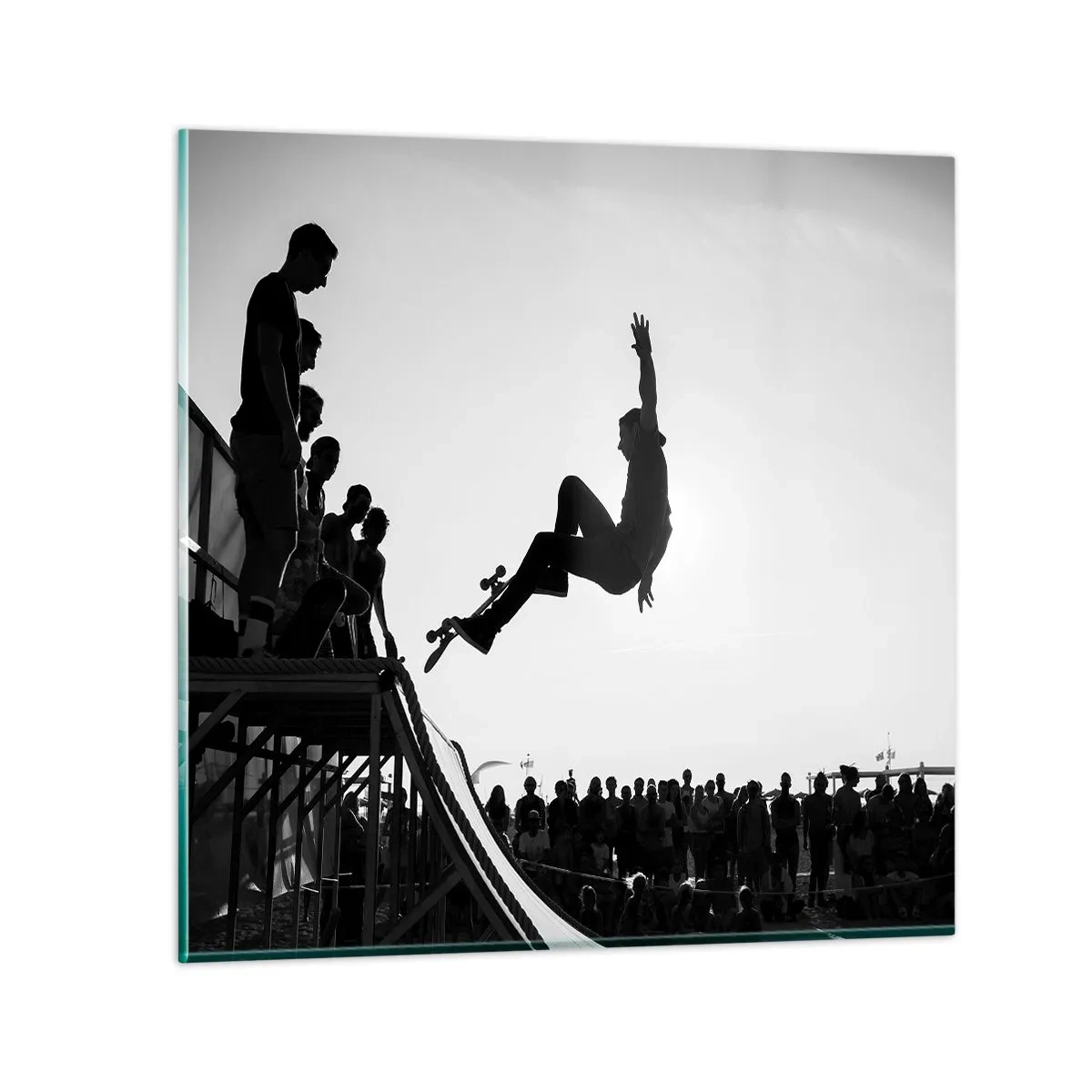 Glastavla - Bild på glas - Hjältar och tittare - 60x60 cm