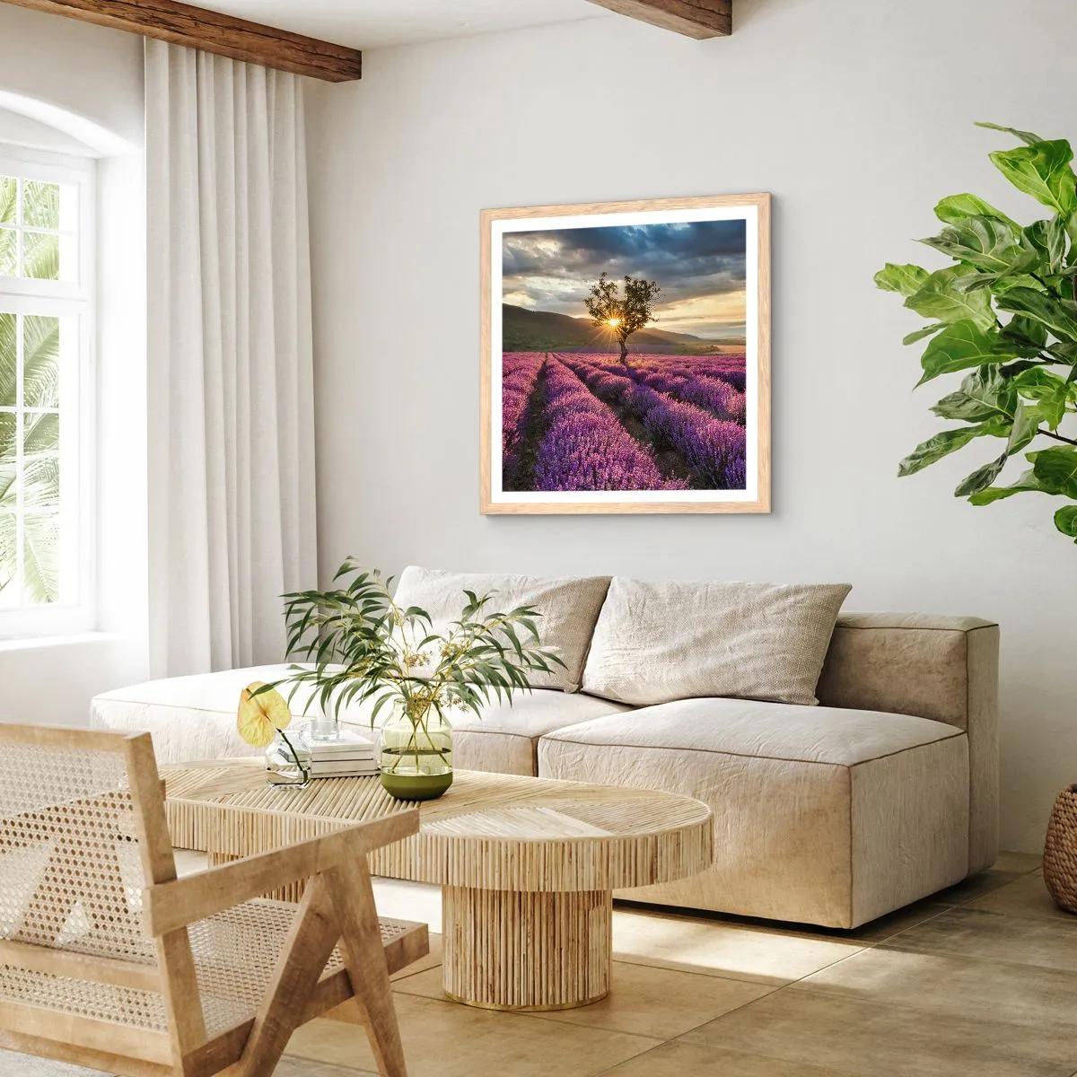 Affisch i ram av ljusek - Arom i lila färg - 60x60 cm