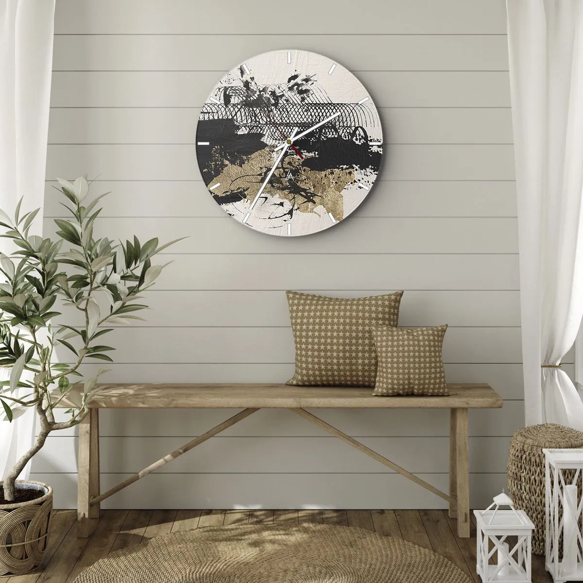 Väggklocka - Klocka på glas - Abstrakt komposition av svart, guld och vitt - 30x30cm - Komposition med passion - Modern väggdekoration för vardagsrum, kök och sovrum ARTTOR