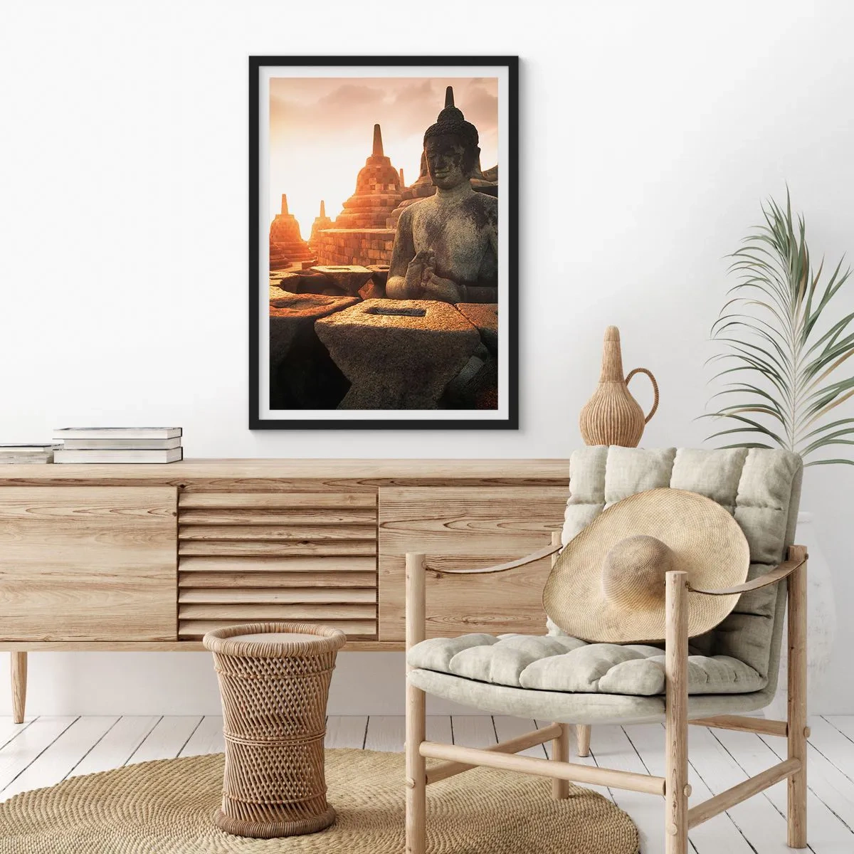 Affisch i svart ram - Buddhastaty med tempel i bakgrunden vid solnedgången - 50x70cm - Stora visdomens väder - Modern väggdekoration för vardagsrum och sovrum ARTTOR