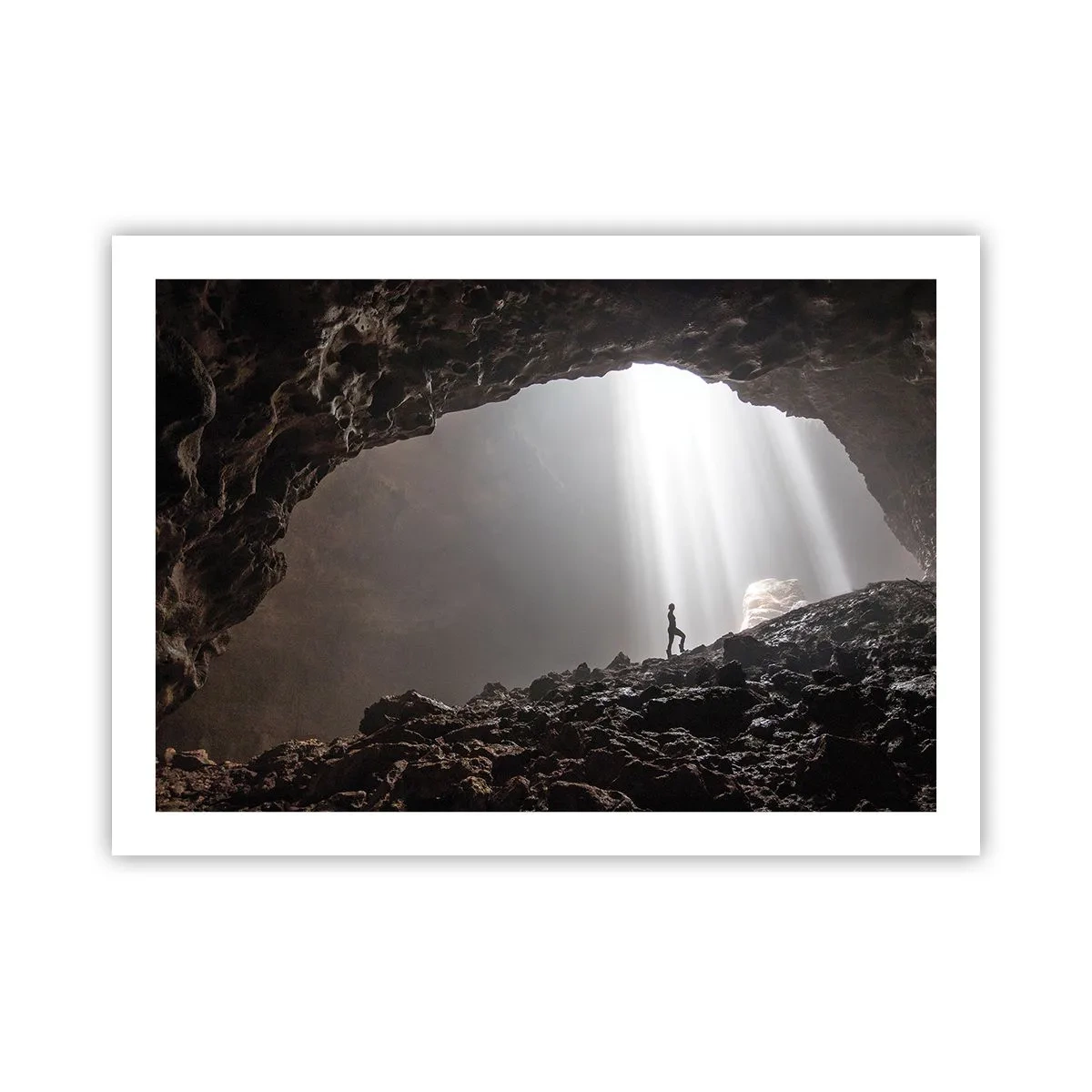 Affisch - Ljusfylld grotta - 70x50 cm
