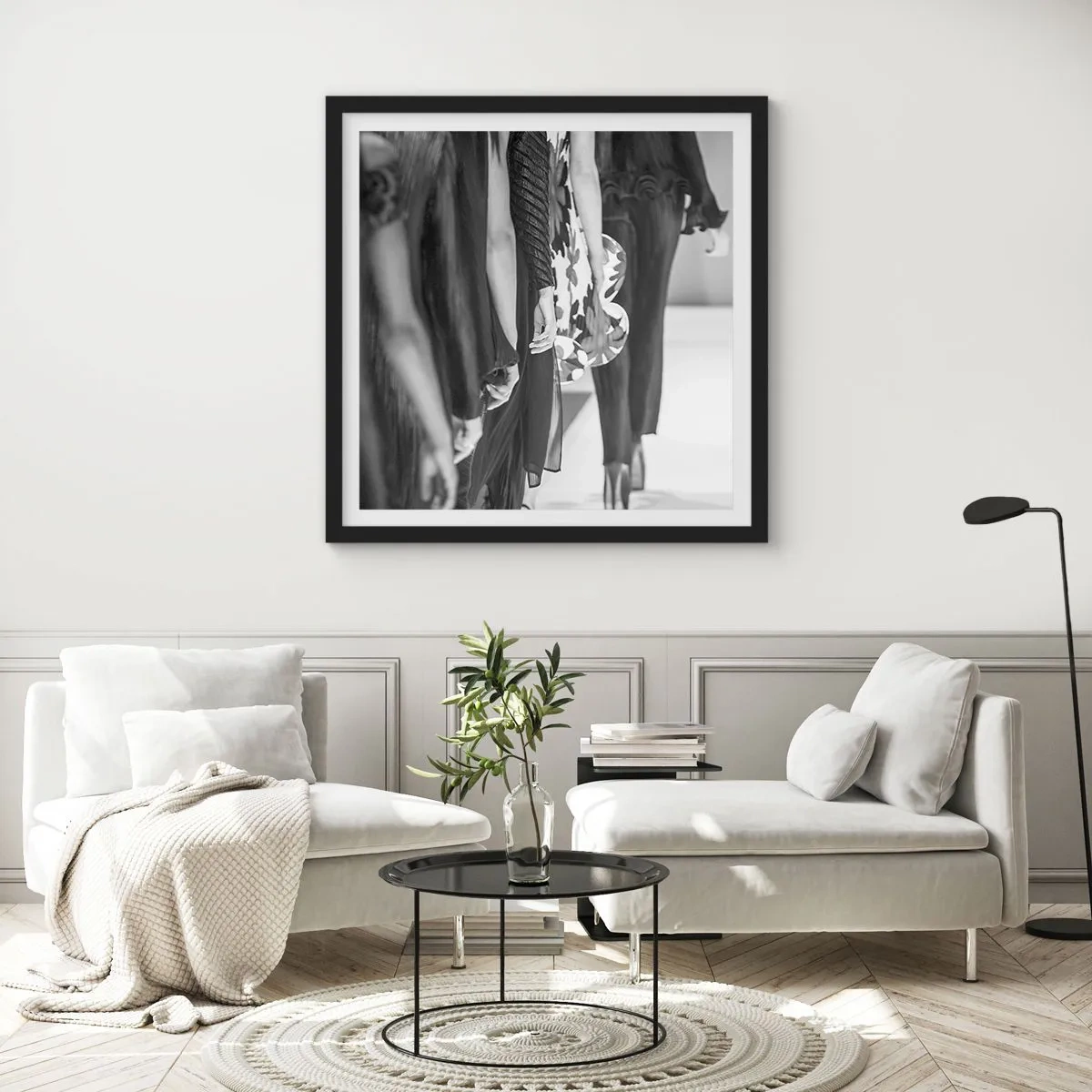 Affisch i svart ram - En elegant parad - 60x60 cm