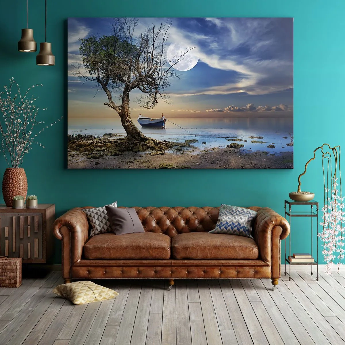 Canvastavla - Bild på duk - Ett ensamt träd och en båt på lugnt vatten under fullmåne. - 70x50cm - Är det slut eller början? - Modern väggdekoration för vardagsrum och sovrum ARTTOR