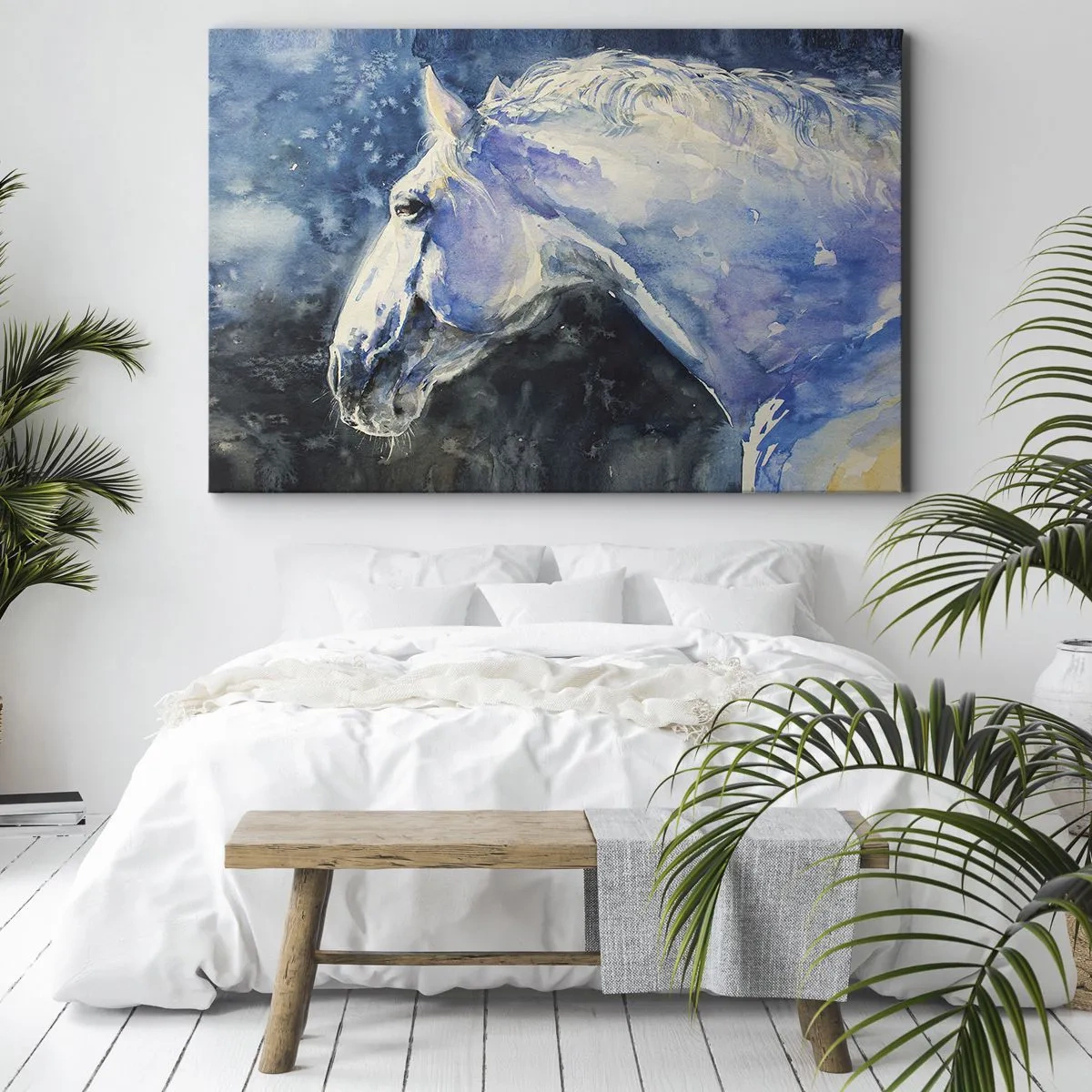 Canvastavla - Bild på duk - Ett porträtt av en häst i nyanser av blått med en målerisk akvarelleffekt. - 70x50cm - Porträtt i blått sken - Modern väggdekoration för vardagsrum och sovrum ARTTOR