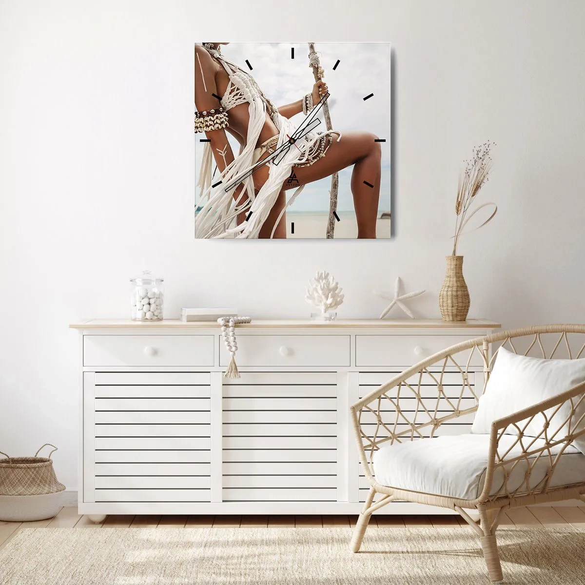 Väggklocka - Klocka på glas - Solens prästinna - 40x40 cm