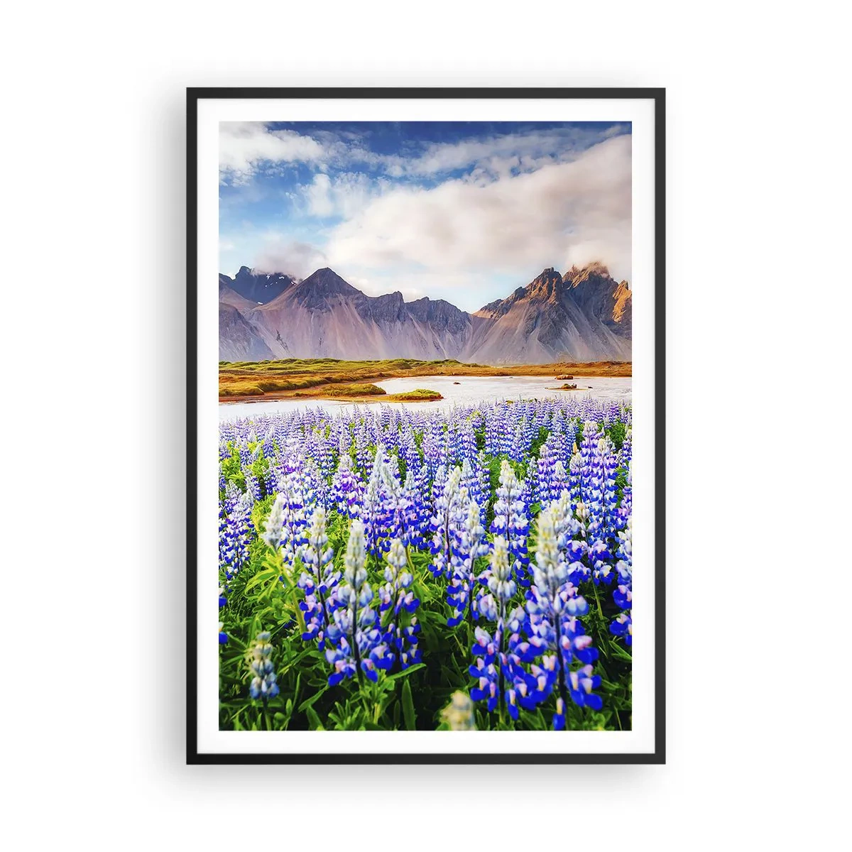 Affisch i svart ram - Styrka och stränghet bredvid mildhet - 70x100 cm