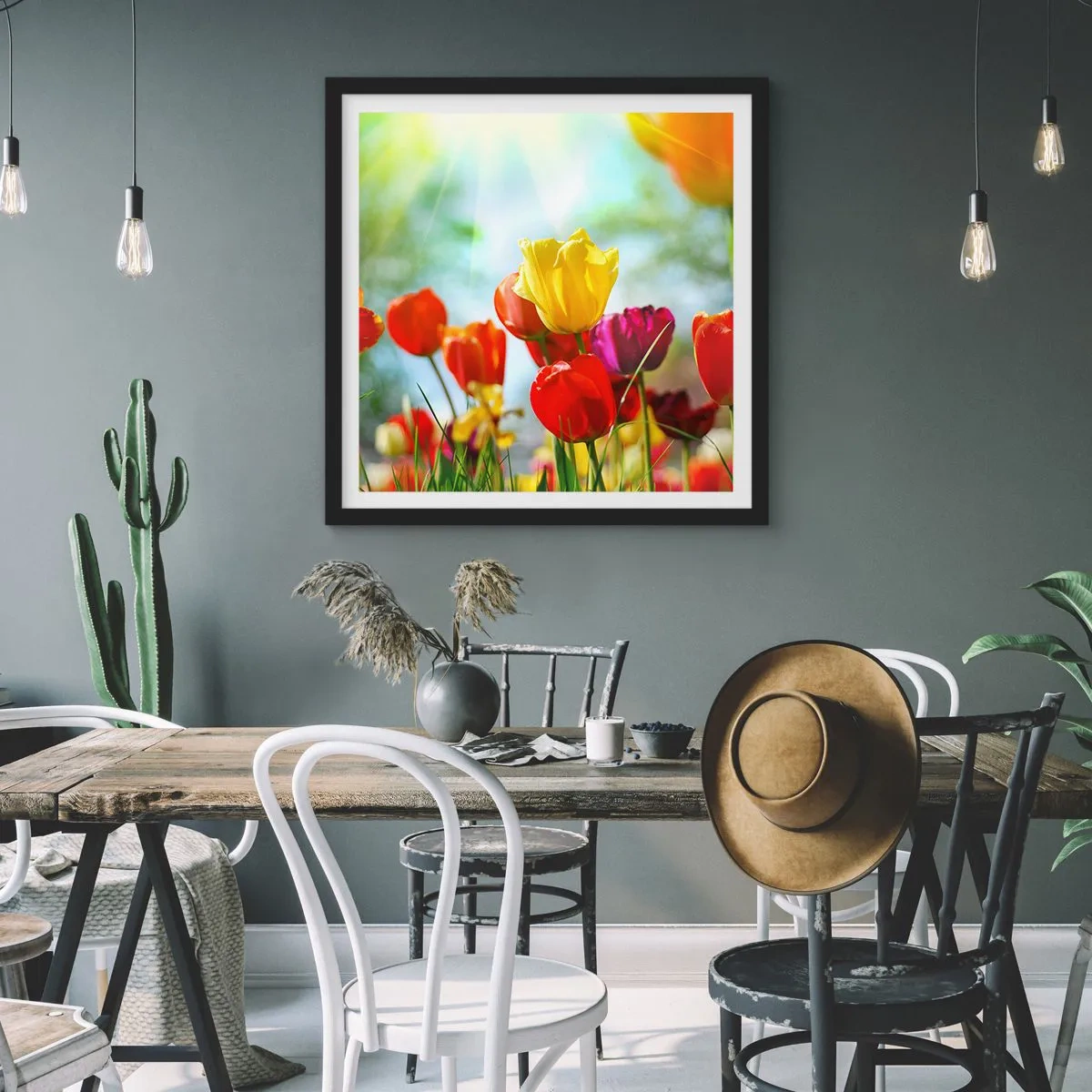 Affisch i svart ram - Solens alla färger - 60x60 cm