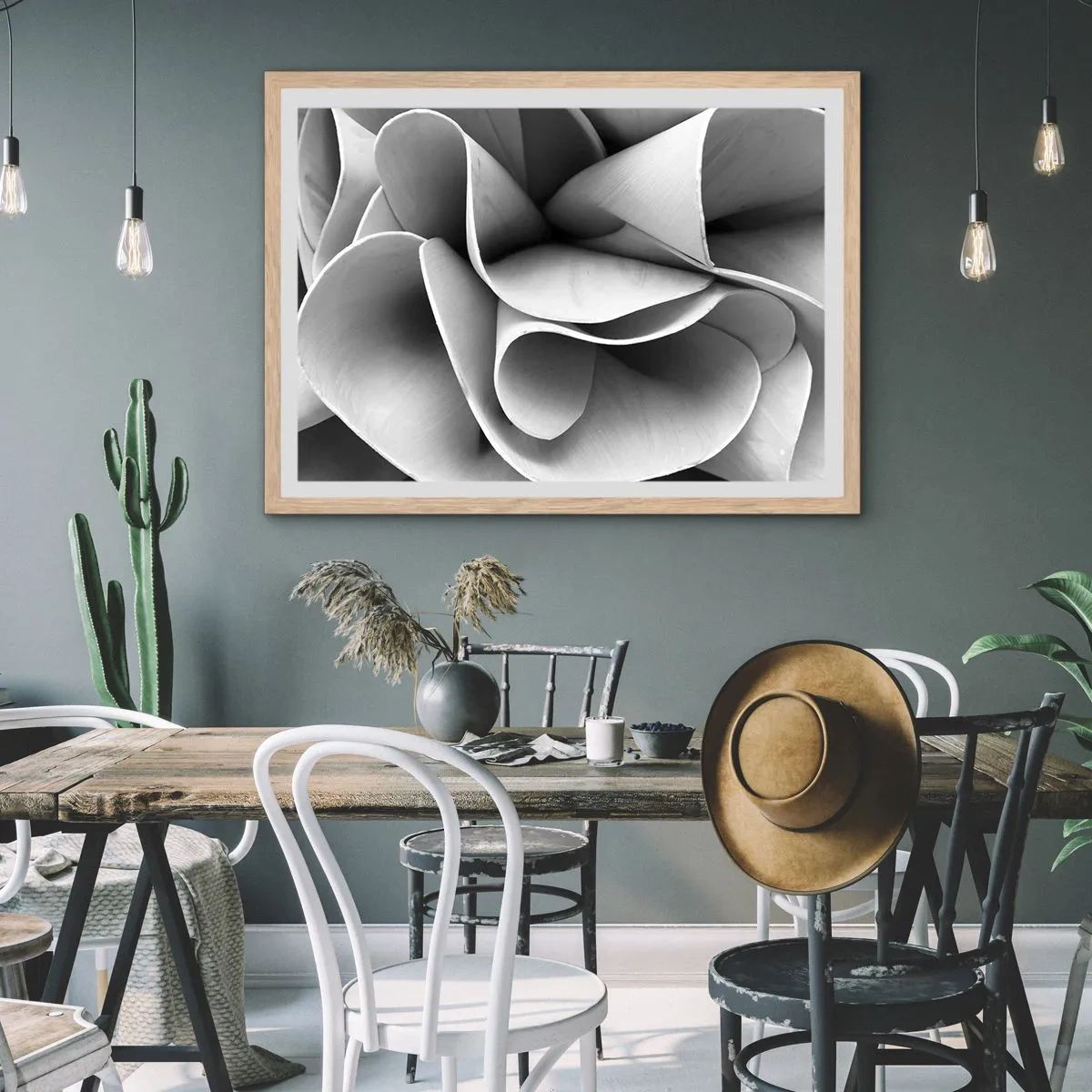 Affisch i ram av ljusek - Det händer i rummet - 70x50 cm
