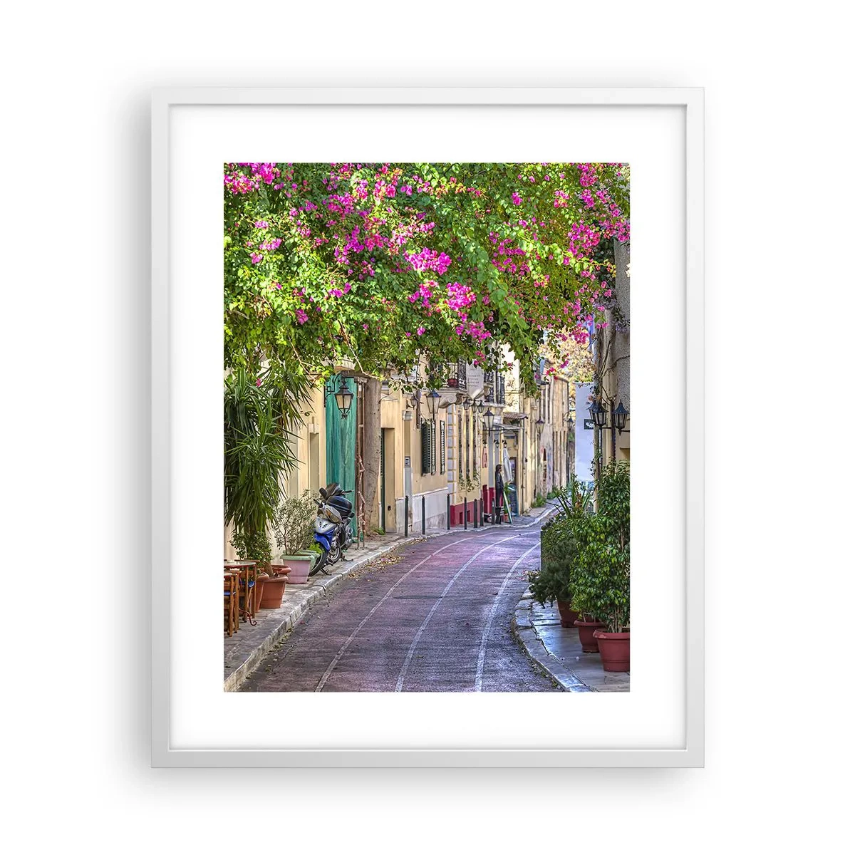 Affisch i vit ram - Blommande gata - 40x50 cm