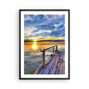 Affisch i svart ram - Träbrygga över sjön vid solnedgången - 50x70cm - Vinden lägger sig - Modern väggdekoration för vardagsrum och sovrum ARTTOR