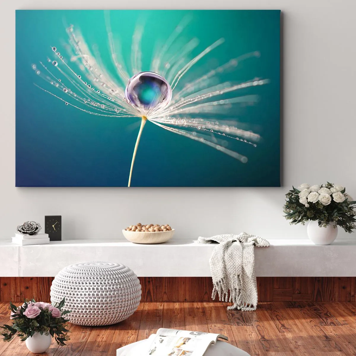 Canvastavla - Bild på duk - Makro av en droppe vatten på ett ömtåligt maskrosfrö - 70x50cm - Mystisk stund - Modern väggdekoration för vardagsrum och sovrum ARTTOR