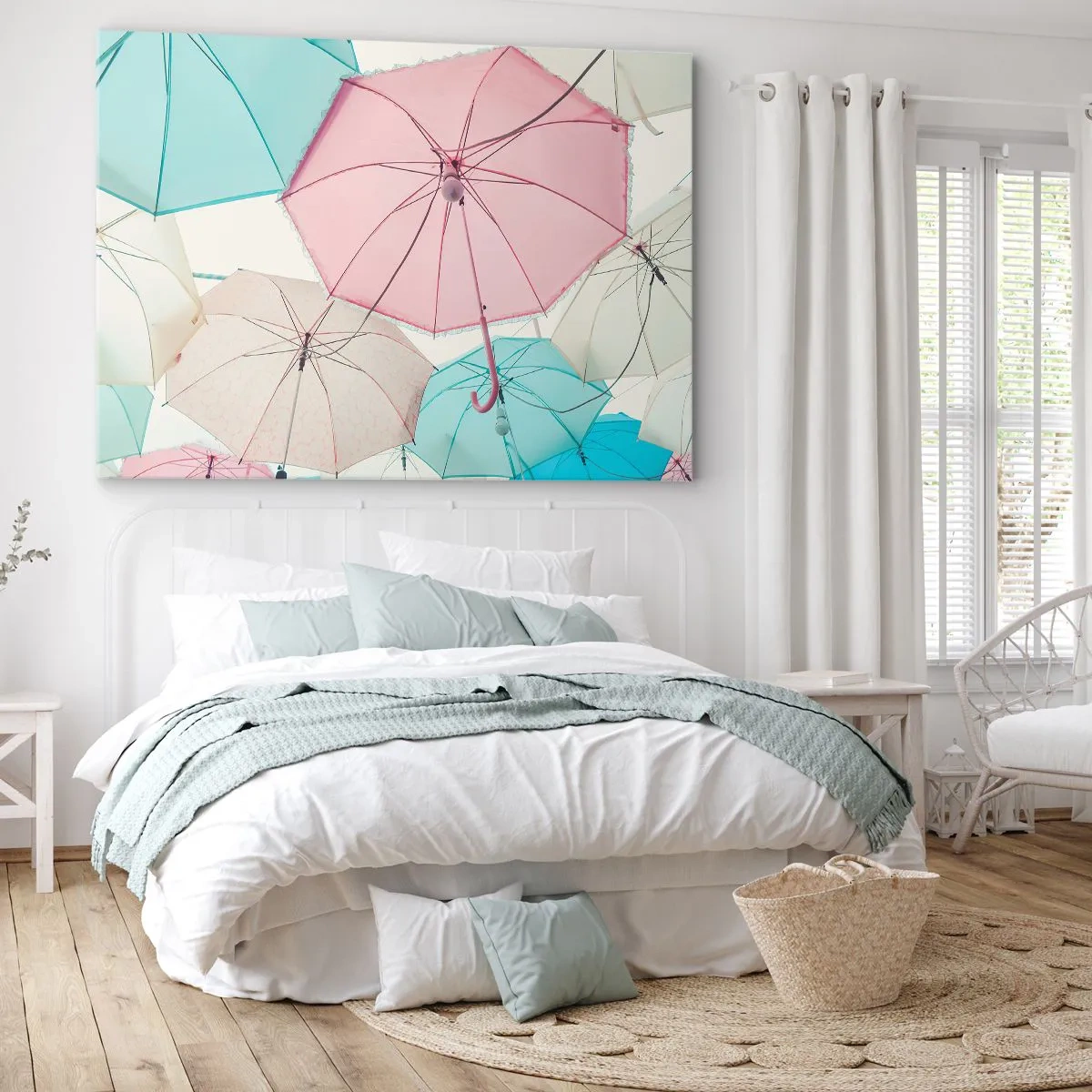Canvastavla - Bild på duk - Pastellfärgade paraplyer mot en ljus himmel - 70x50cm - Ibland sol, ibland regn - Modern väggdekoration för vardagsrum och sovrum ARTTOR