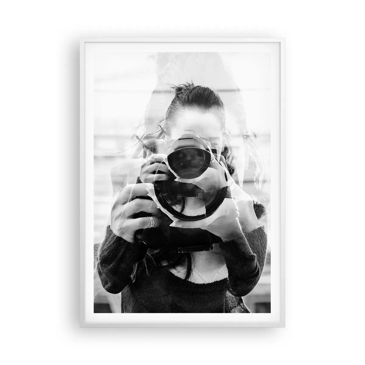 Affisch i vit ram - Skapare och material - 70x100 cm