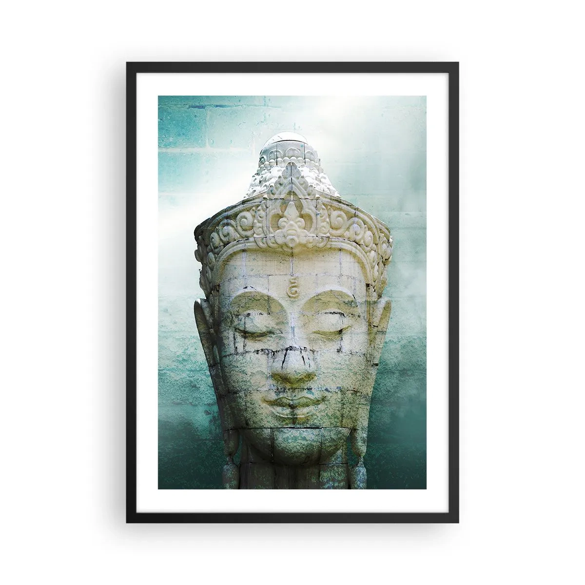 Affisch i svart ram - En Buddhastaty mot en bakgrund av subtila nyanser av grönt - 50x70cm - På jakt efter ljus - Modern väggdekoration för vardagsrum och sovrum ARTTOR