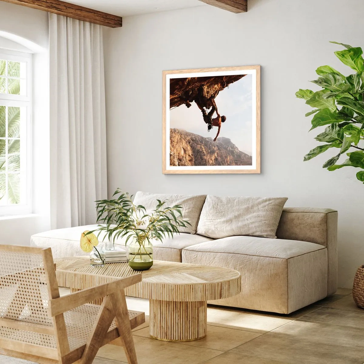 Affisch i ram av ljusek - Världen i näven - 60x60 cm