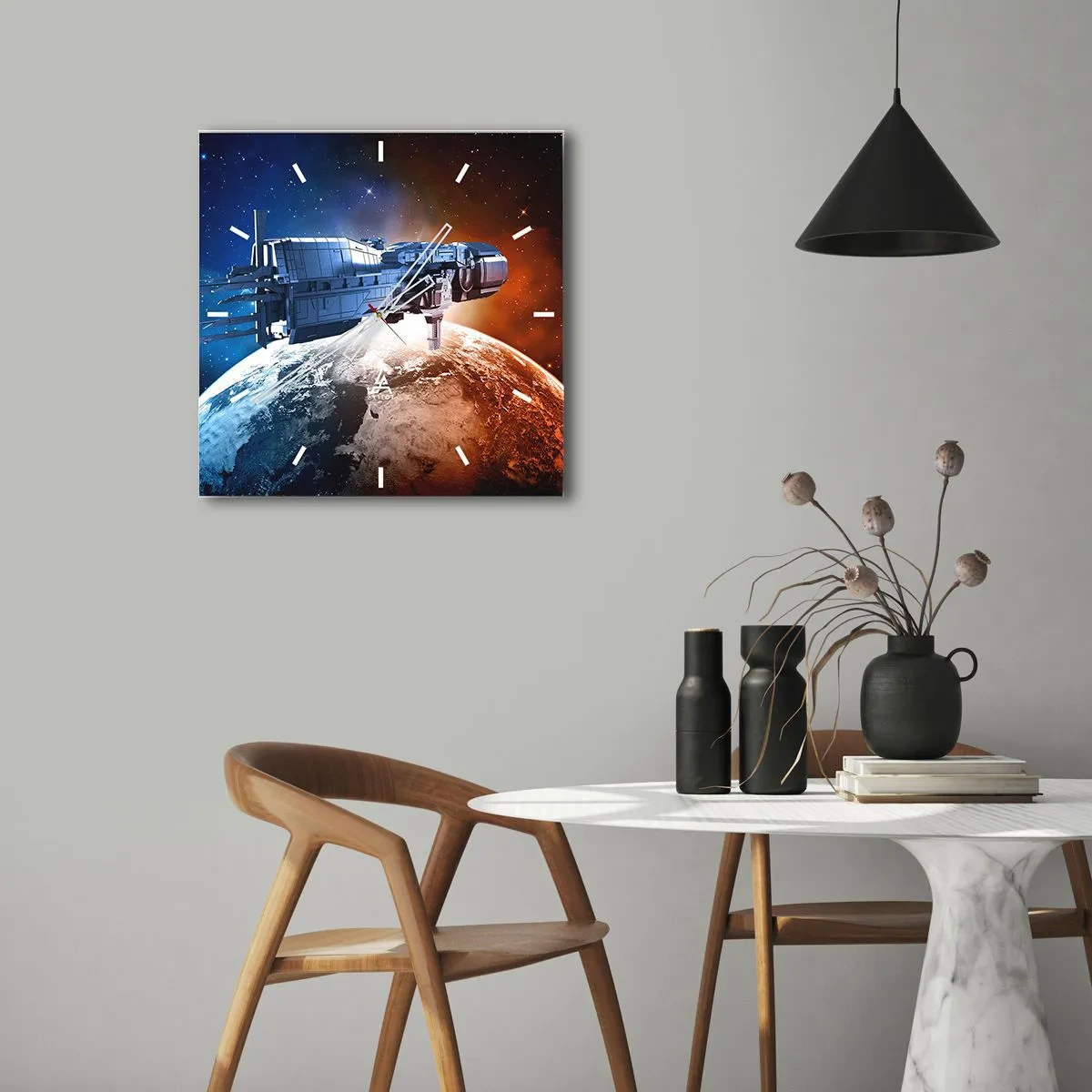 Väggklocka - Klocka på glas - Uppmärksam åskådare - 30x30 cm