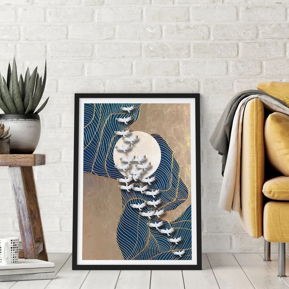Affisch i svart ram - Abstrakt komposition med fåglar och månen i gyllene toner - 50x70cm - Frihet, vandring, gemenskap - Modern väggdekoration för vardagsrum och sovrum ARTTOR