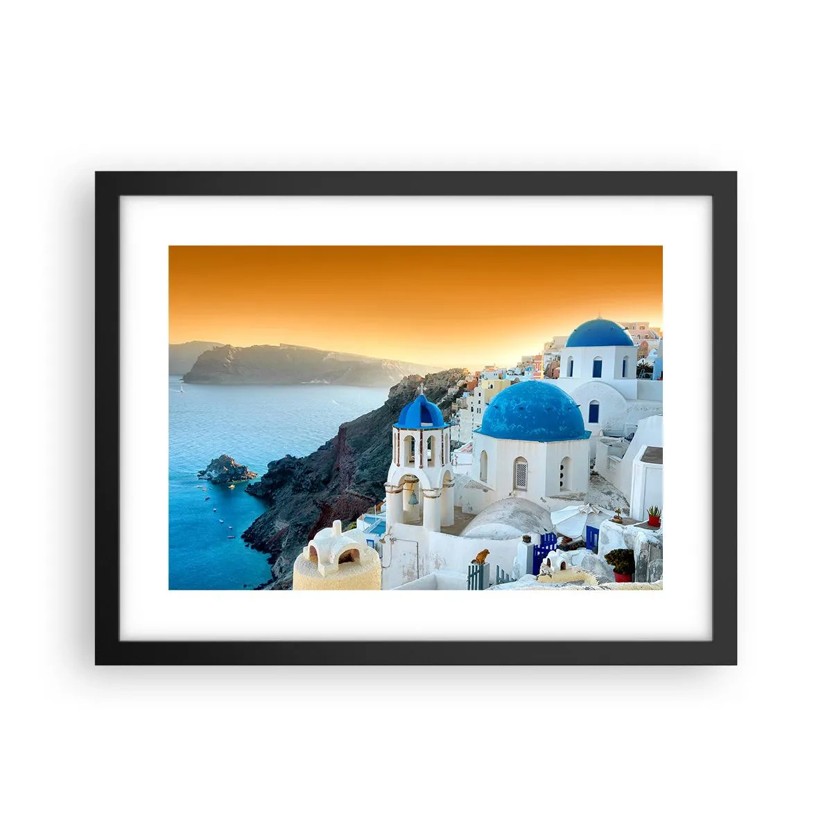 Affisch i svart ram - Santorini - inbäddat i berg - 40x30 cm