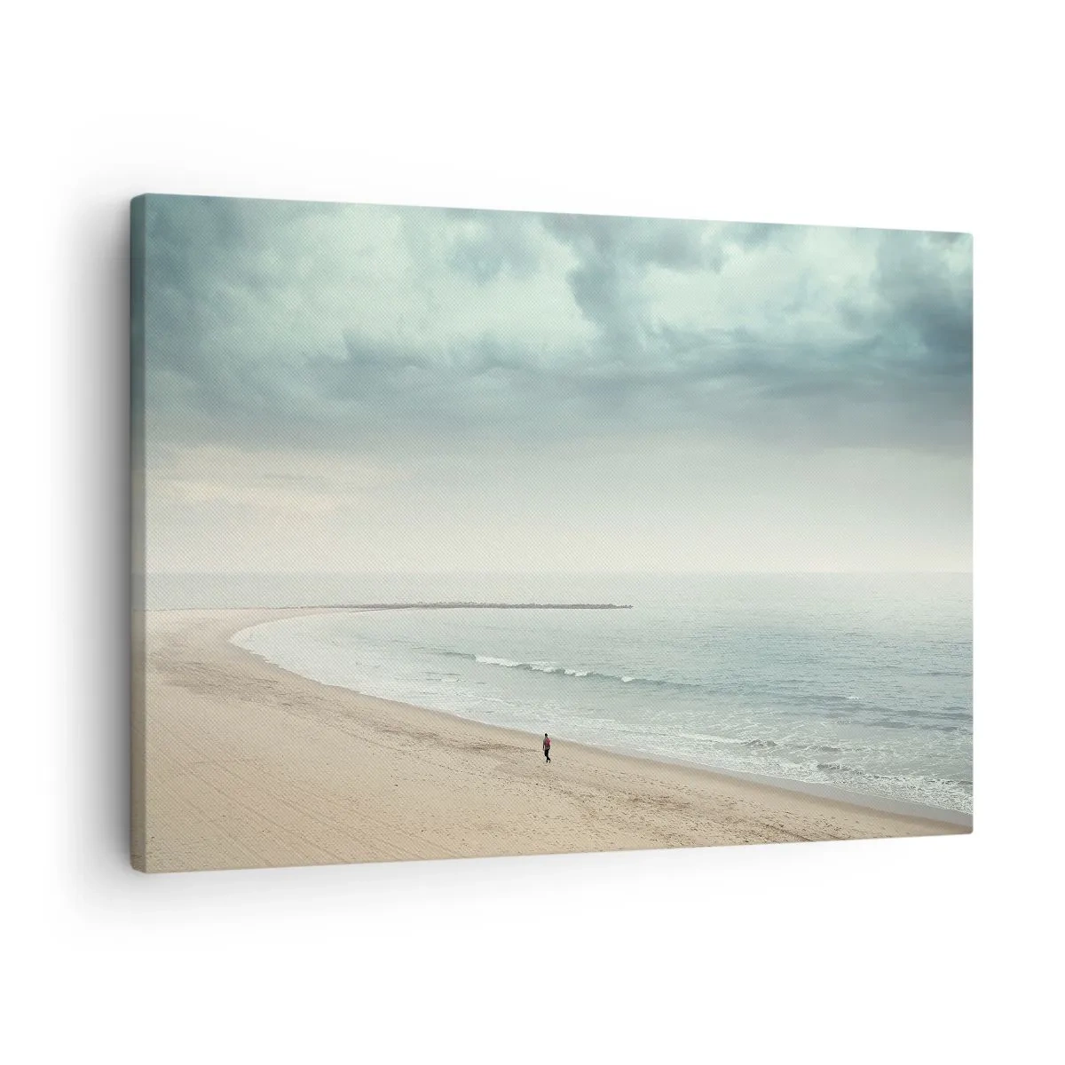 Canvastavla - Bild på duk - En ensam figur på en öde strand vid ett lugnt hav - 70x50cm - På jakt efter frid - Modern väggdekoration för vardagsrum och sovrum ARTTOR