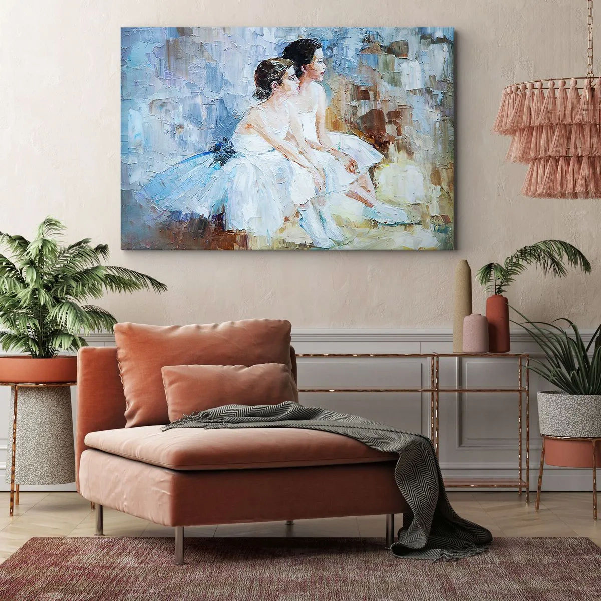 Canvastavla - Bild på duk - Två ballerinor i vita kläder avkopplar mot en pastellfärgad bakgrund. - 70x50cm - Unga svanars vilopaus - Modern väggdekoration för vardagsrum och sovrum ARTTOR
