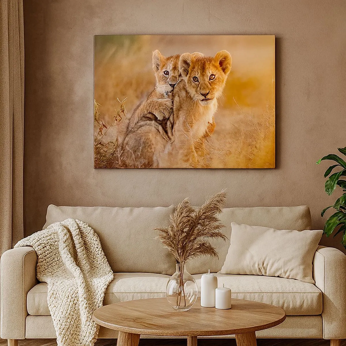 Canvastavla - Bild på duk - Bedårande lejonungar i sin naturliga omgivning - 70x50cm - Stör inte! Vi har kul - Modern väggdekoration för vardagsrum och sovrum ARTTOR