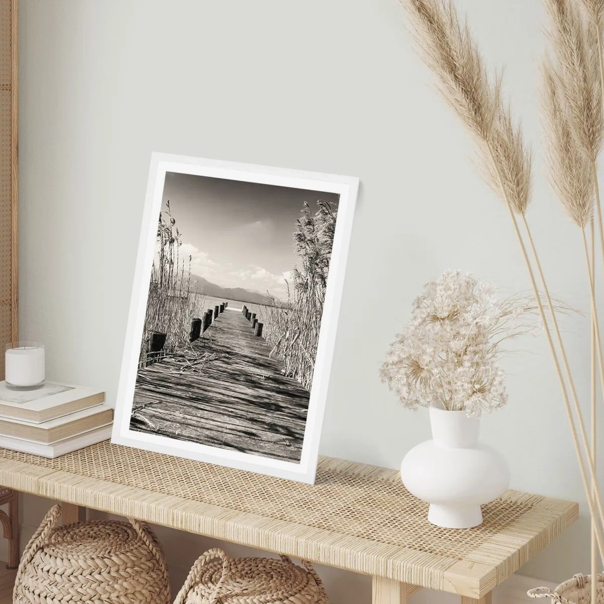 Affisch i vit ram - I gräsets fristad - 70x100 cm