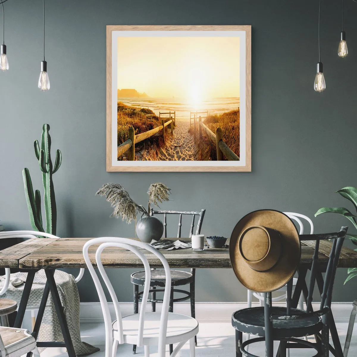 Affisch i ram av ljusek - Genom sanddynan mot solen - 40x40 cm