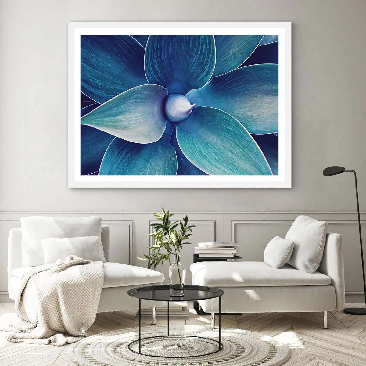 Affisch i vit ram - Blått från himlen - 70x50 cm