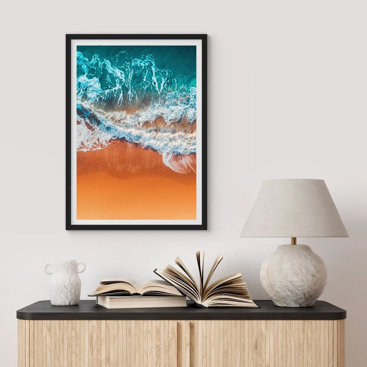 Affisch i svart ram - Flygfoto över havsvågor och strand - 50x70cm - Alltid i par - Modern väggdekoration för vardagsrum och sovrum ARTTOR