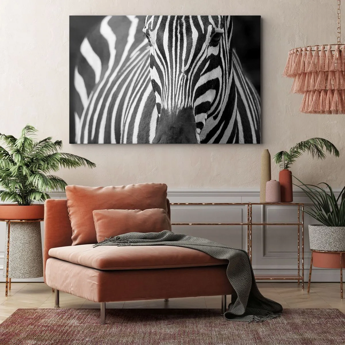 Canvastavla - Bild på duk - En svartvit närbild av en zebra med dess distinkta ränder. - 70x50cm - Världen är svart-vit - Modern väggdekoration för vardagsrum och sovrum ARTTOR