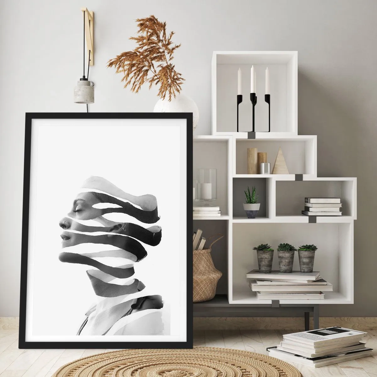 Affisch i svart ram - Surrealistisk porträtt - 61x91 cm