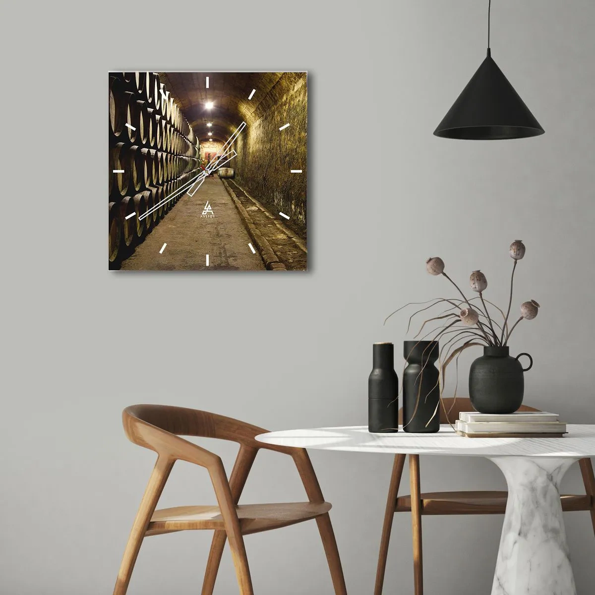 Väggklocka - Klocka på glas - Det är bra att kunna ligga - 40x40 cm