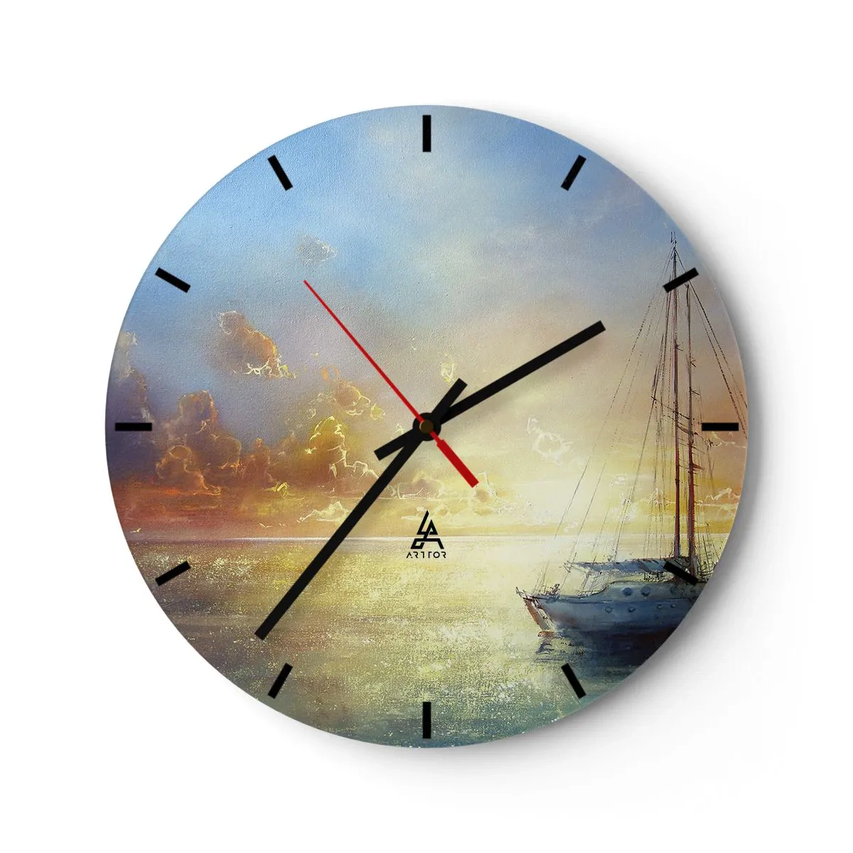 Väggklocka - Klocka på glas - En segelbåt till sjöss under solnedgången - 30x30cm - I guldviken - Modern väggdekoration för vardagsrum, kök och sovrum ARTTOR