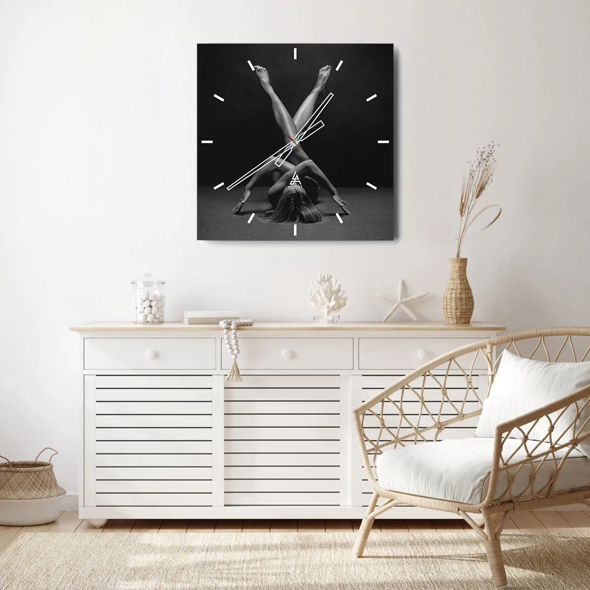 Väggklocka - Klocka på glas - Nakenhetens geometri - 30x30 cm