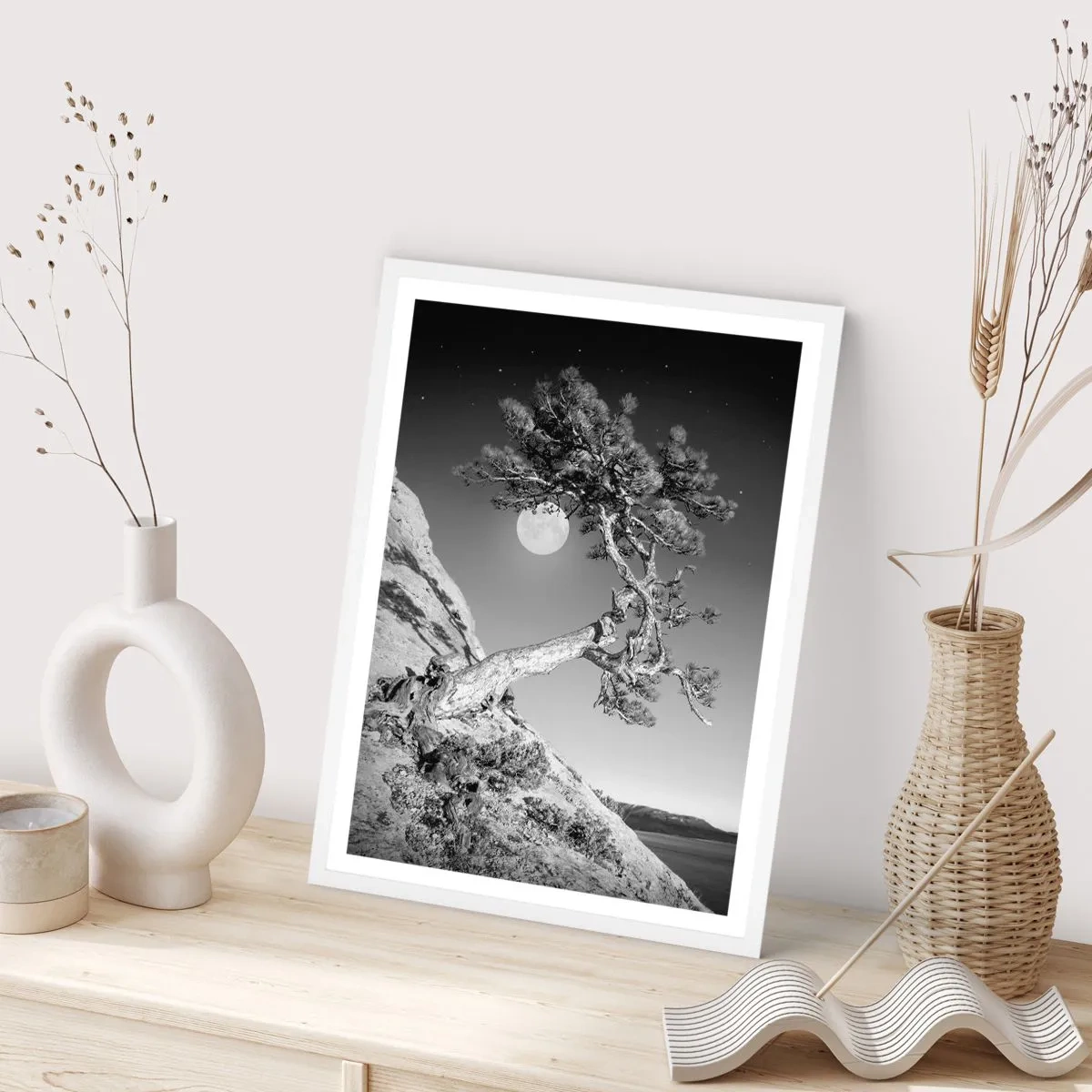 Affisch i vit ram - Segerrik kämpe - 70x100 cm