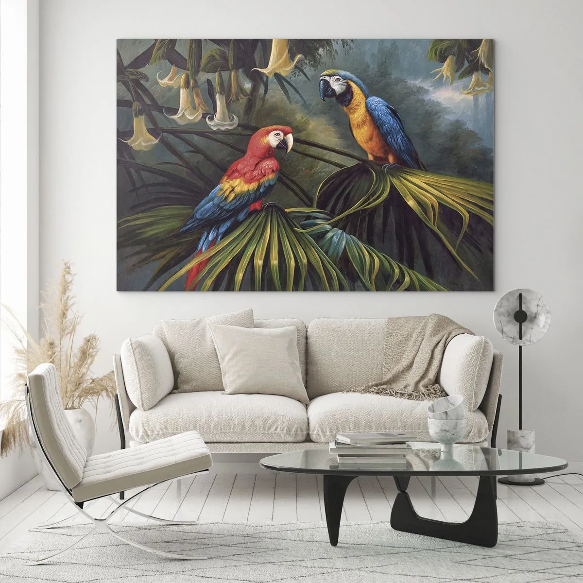 Glastavla - Bild på glas - Två färgglada papegojor mot bakgrund av en tropisk djungel - 70x50cm - Romantiken i tropikerna - Modern väggdekoration för vardagsrum och sovrum ARTTOR