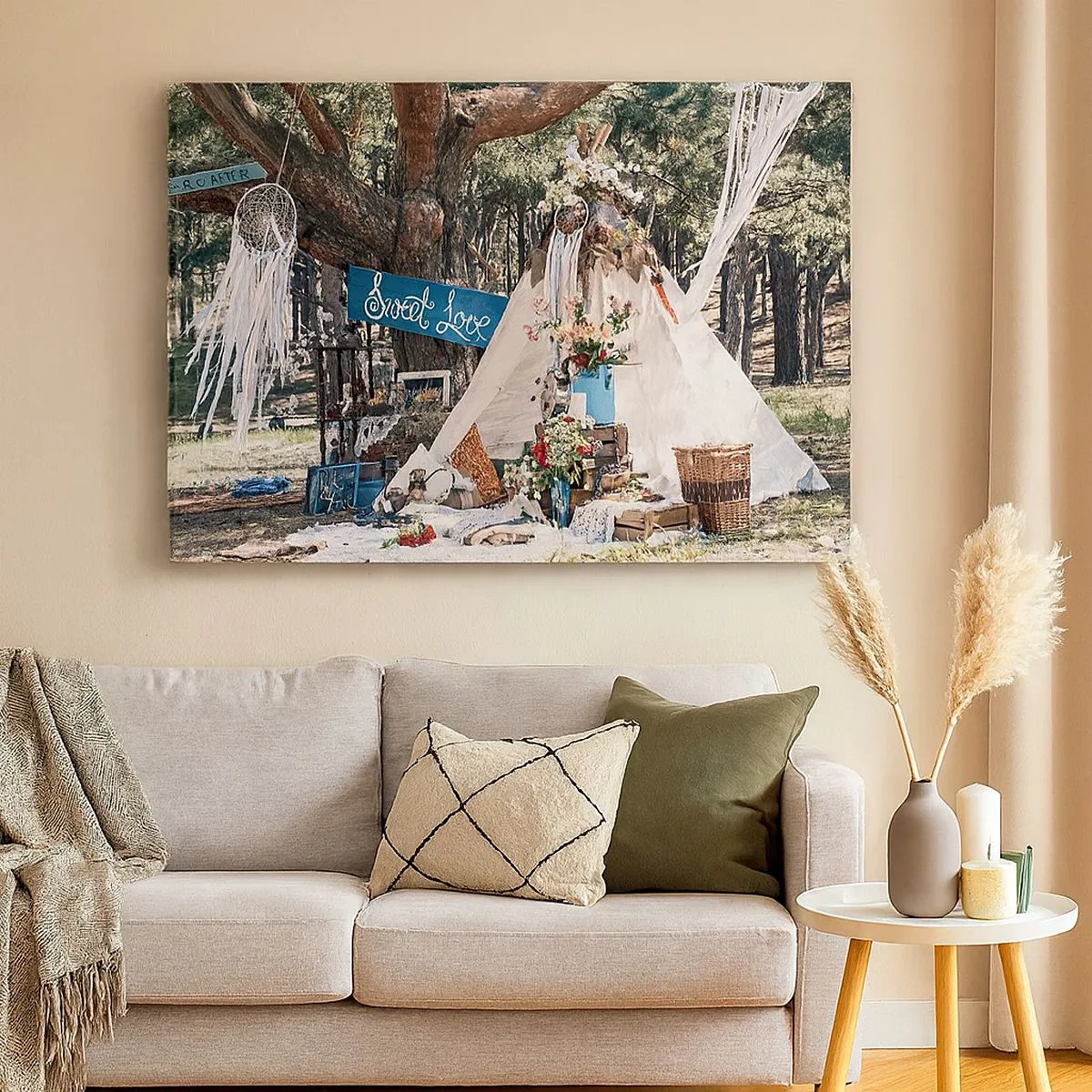 Canvastavla - Bild på duk - Boho-dekoration med en tipi i skogen - 70x50cm - Make love… - Modern väggdekoration för vardagsrum och sovrum ARTTOR